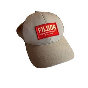 Filson Mesh Snapback Cap, Baseball Hat,‎ Logo Patch, Tan